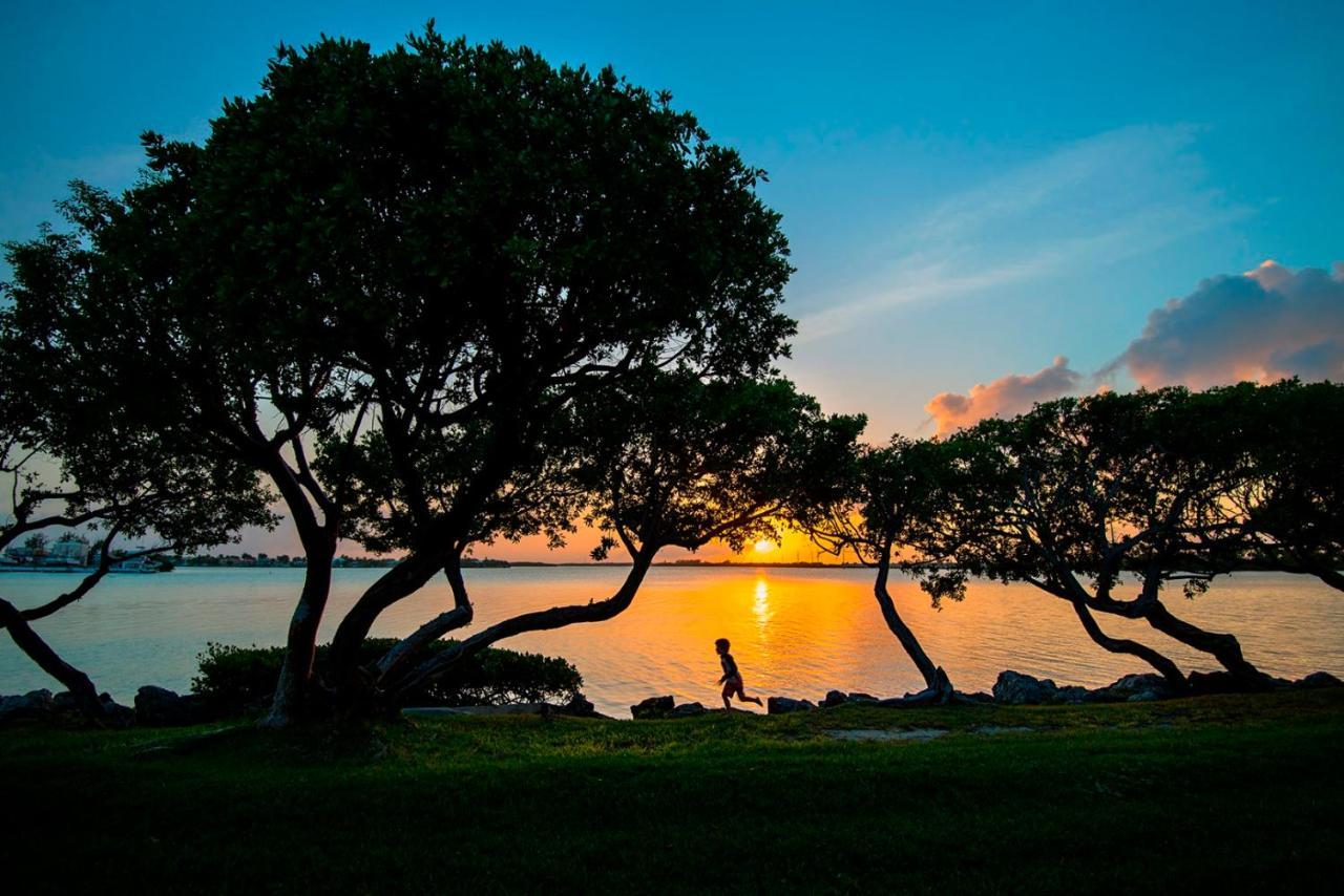 Villas At Hawks Cay Resort Duck Key Exterior photo